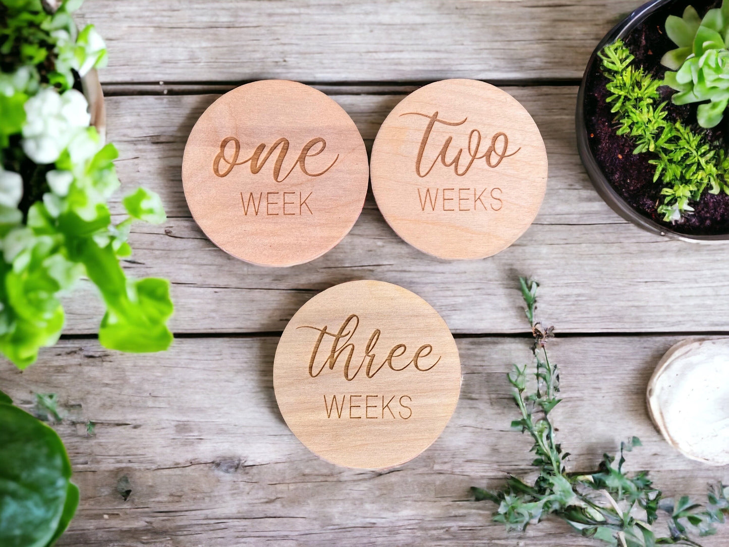 Classic Wooden Baby Weekly & Monthly Milestones Set