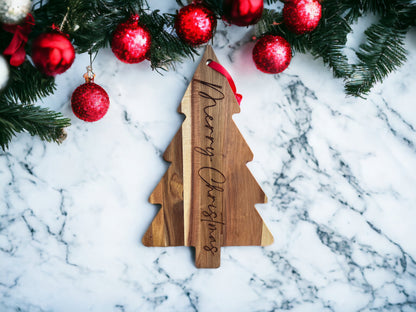 Charcute-TREE Board – Merry Christmas Engraved Cutting Board